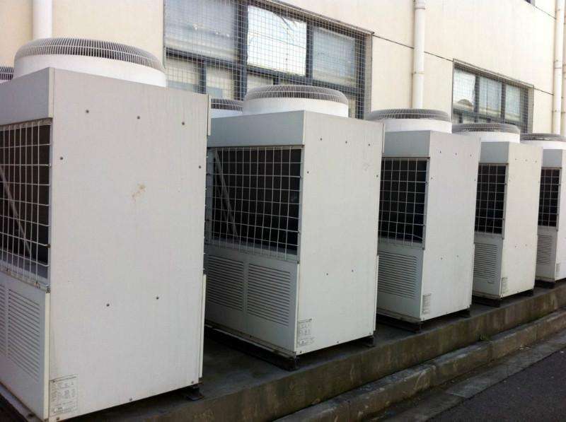 学校安装空调